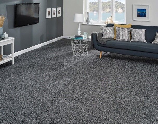 Install-Gray-Carpet-Dubai